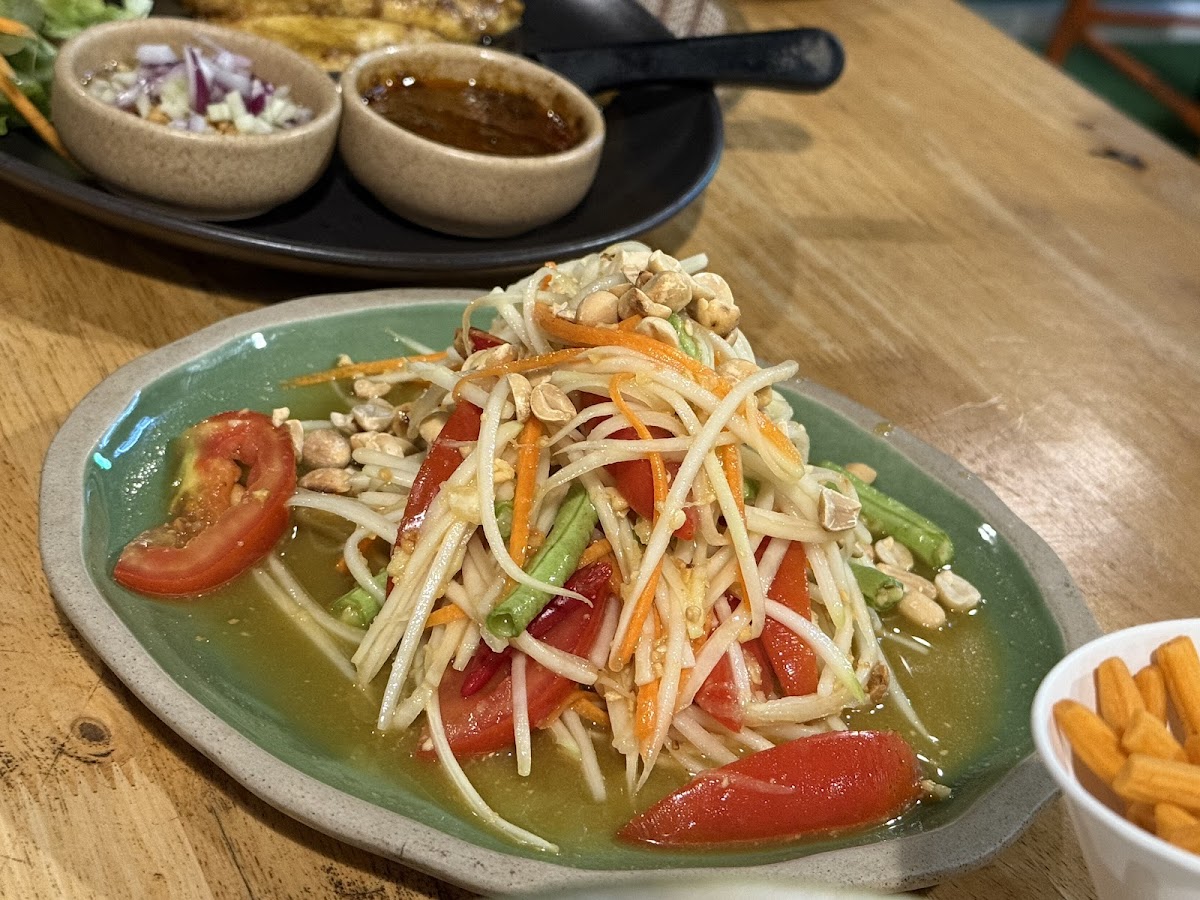 Chang Yes Restaurant (Thai Food)-4