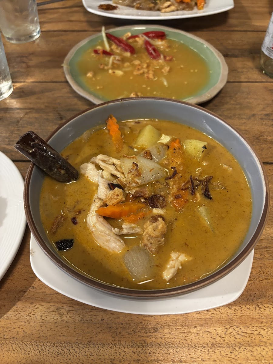 Chang Yes Restaurant (Thai Food)-8